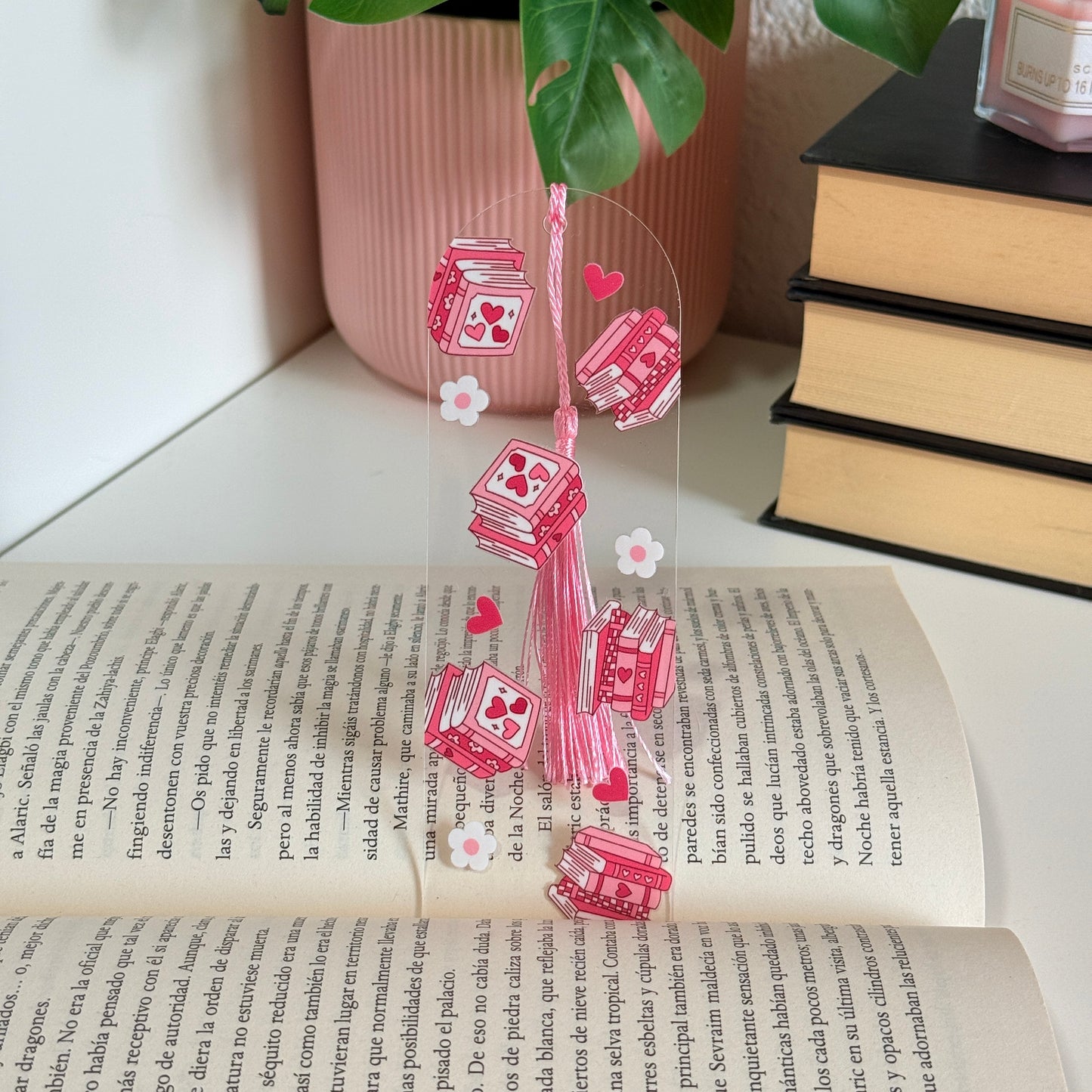 Acrylic bookmark with pink book pattern