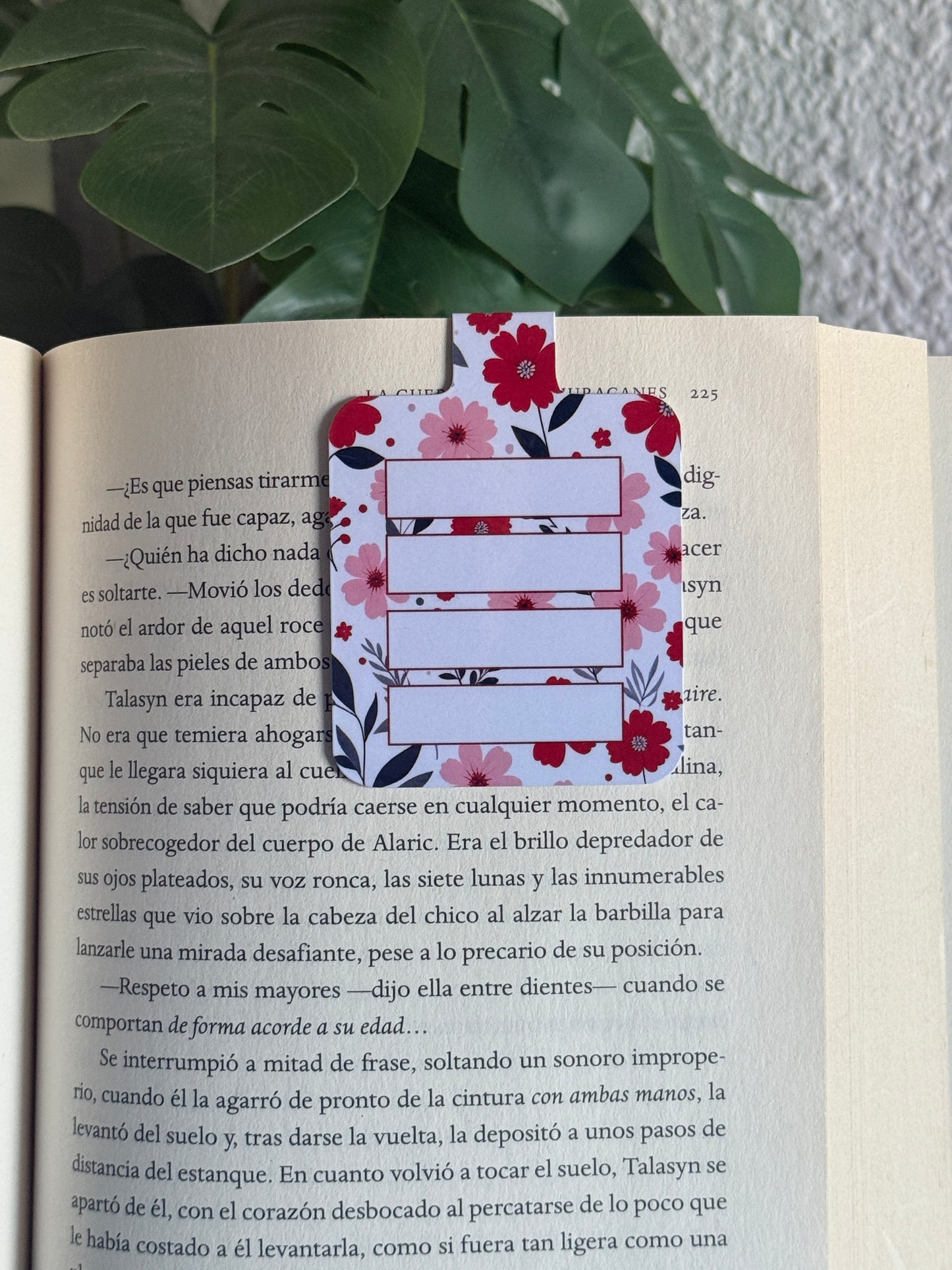 Marcapáginas magnético postits floral rojo