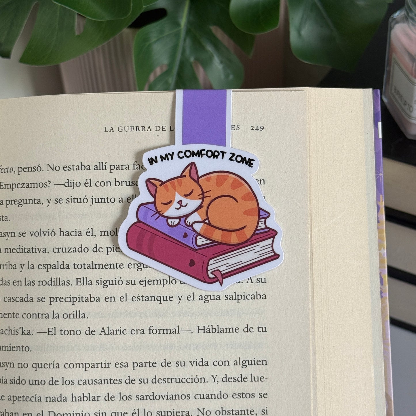 Marcapáginas magnético - Gato "In my comfort zone"