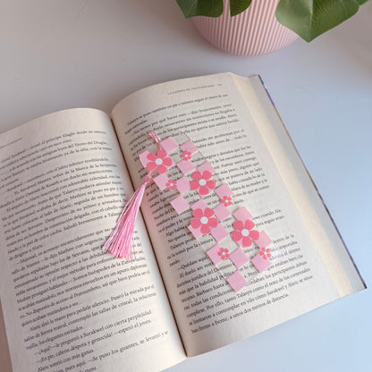 Marcapáginas acrílico con flores rosas